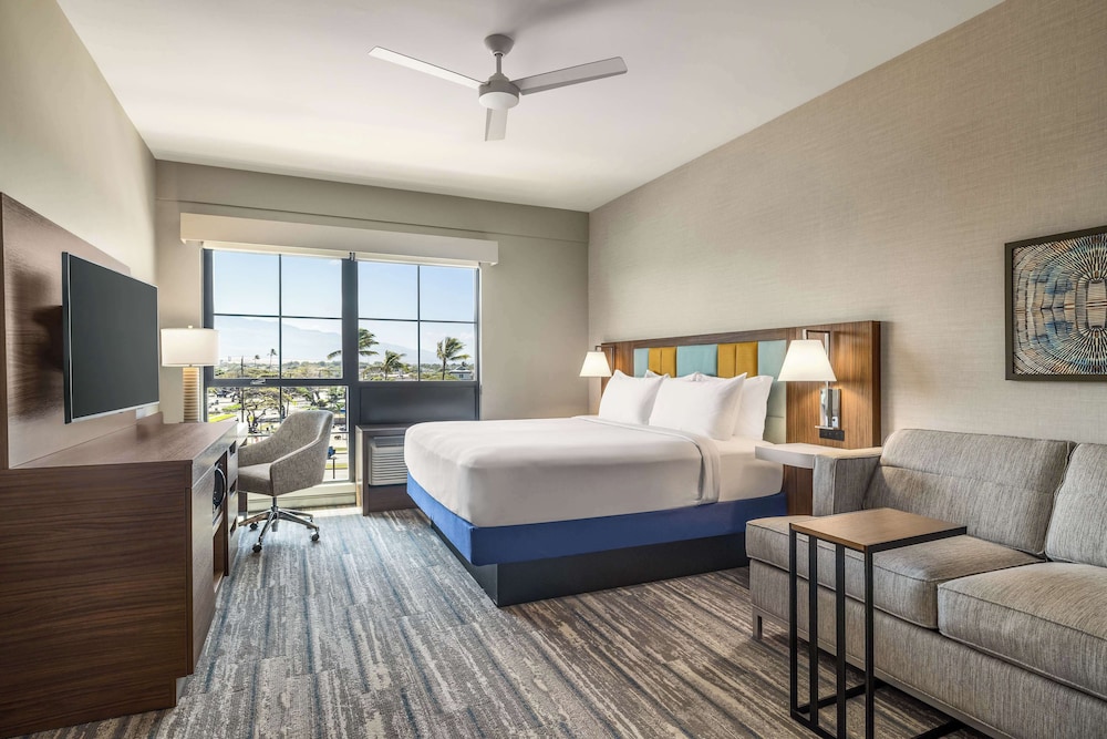 Hampton Inn & Suites by Hilton Maui North Shore - photo 23