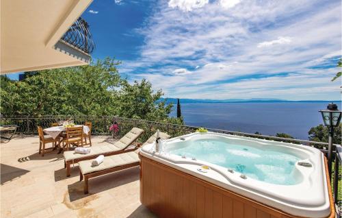 Amazing Apartment In Matulji With Wifi — 4-Star Luxury Hotel in Matulji, Croatia