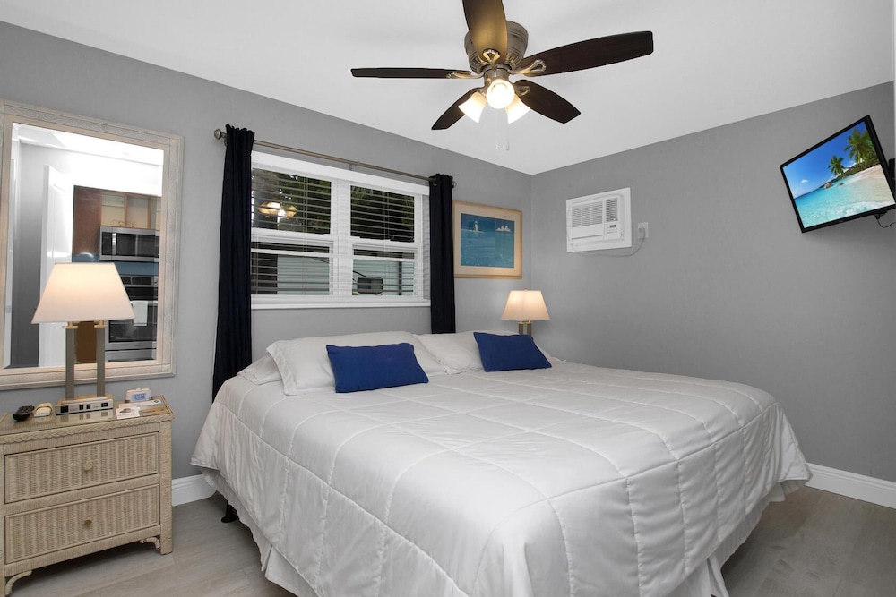 Sunset Cove Beach Resort - photo 64
