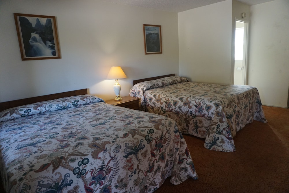 Blue Gum Motel - photo 11