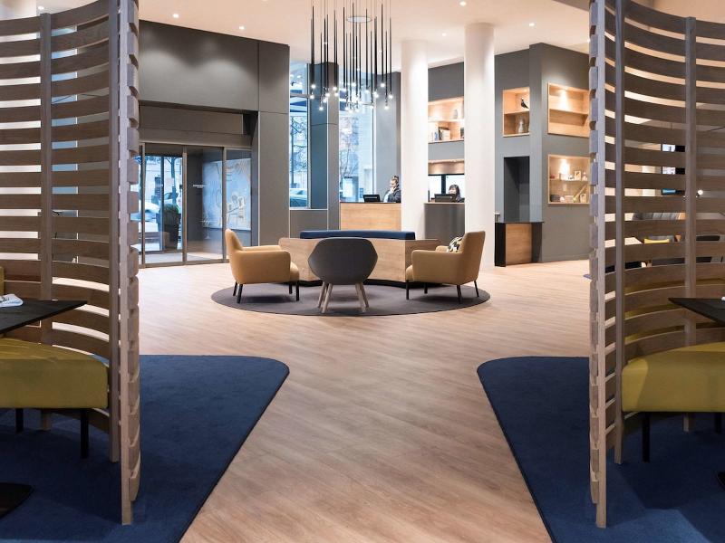 Novotel Chateau De Versailles — 4-Star Luxury Hotel in Versailles, France