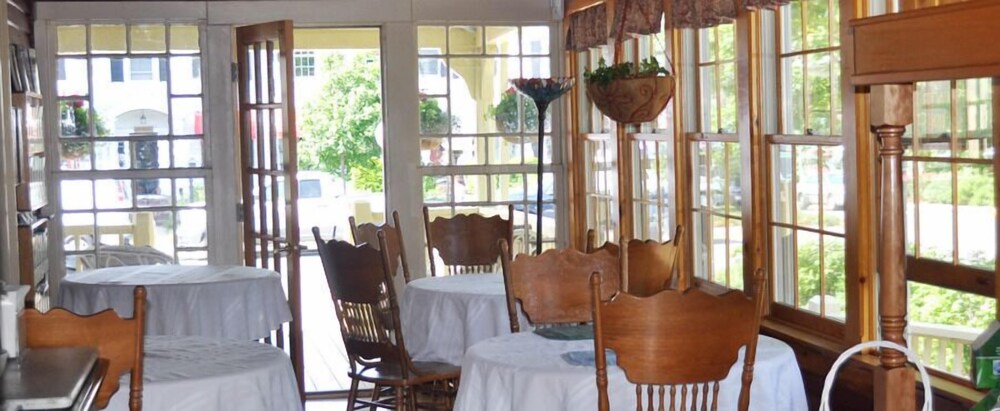 The Central House - photo 16