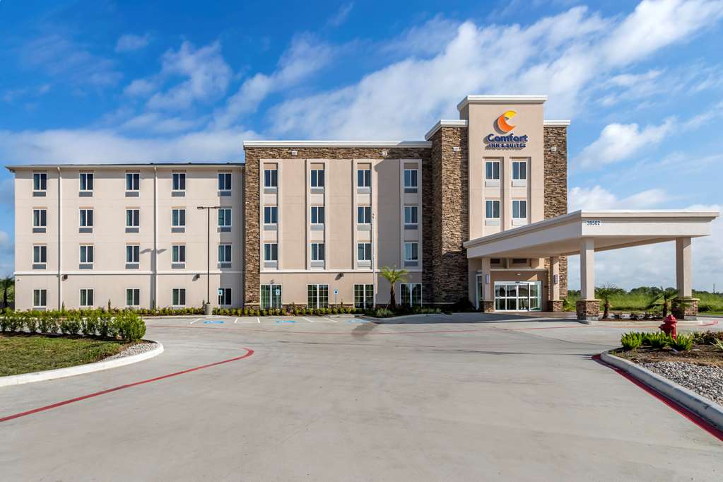 Comfort Inn & Suites Waller - photo 3