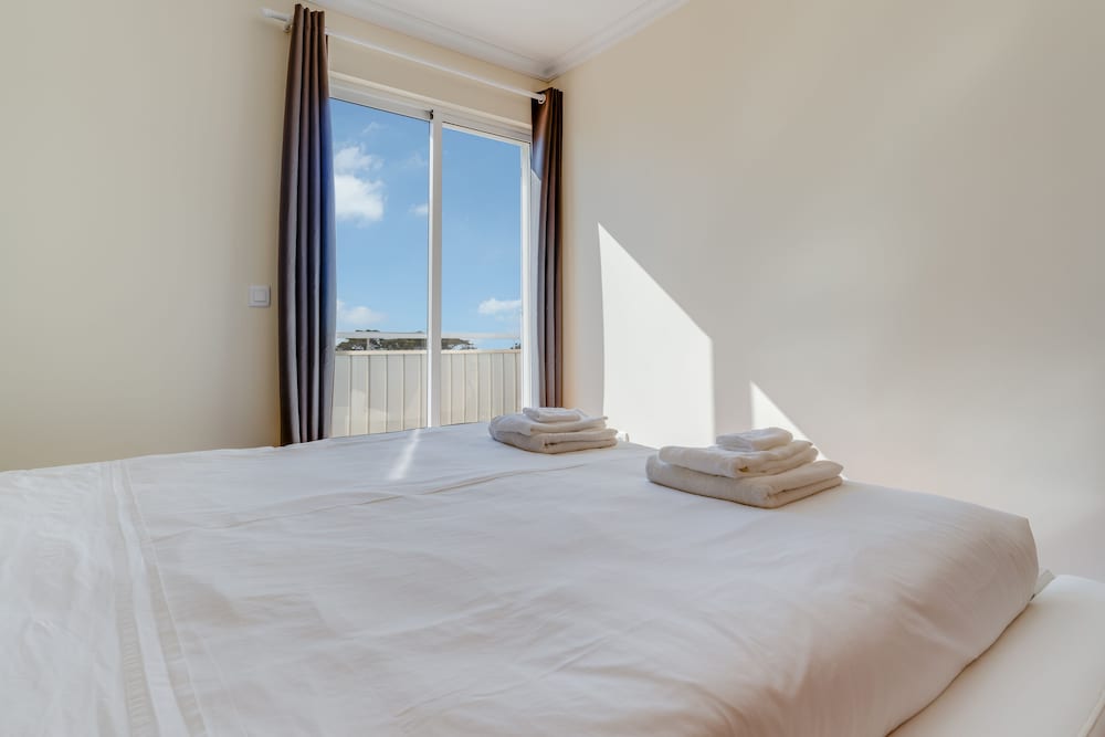 Boeiro I — 4-Star Luxury Hotel in Canico, Portugal