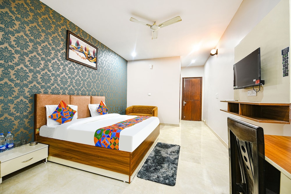 Fabhotel Moon Lite in Faridabad, India