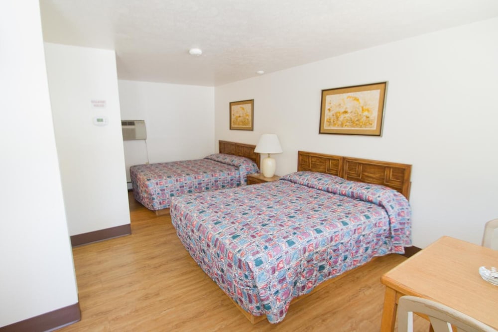 Brooks Street Motor Inn - photo 19