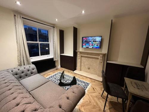 Beautiful Central London Apartment — 4-Star Luxury Hotel in London, United Kingdom