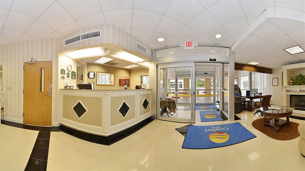 Country Inn & Suites by Radisson Greenville SC - photo 3