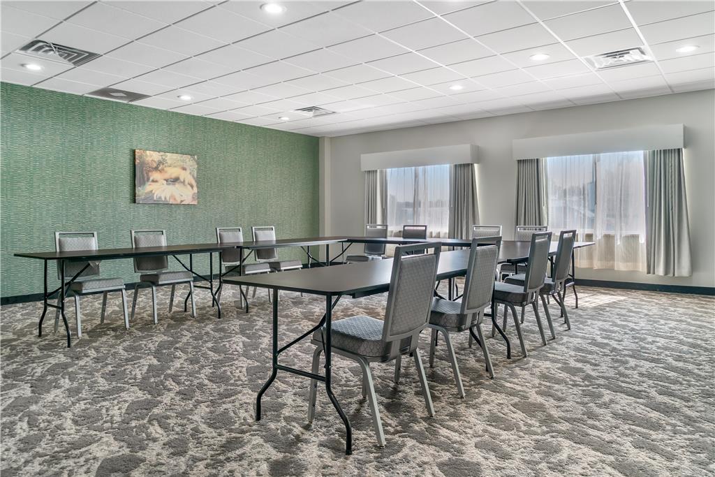 Best Western Plus Wayland Hotel - photo 31
