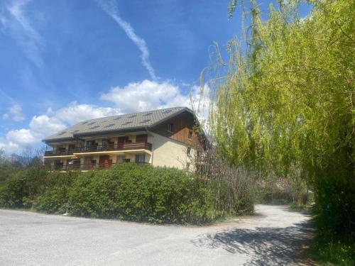 Studio - carbon neutral hotel in Barcelonnette