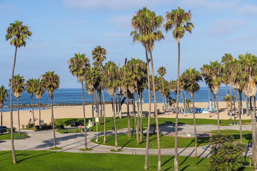 Hotel Erwin Venice Beach - photo 32