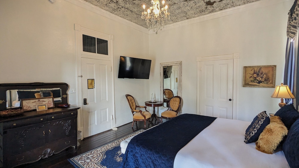 The 1890 Freeman House - photo 23