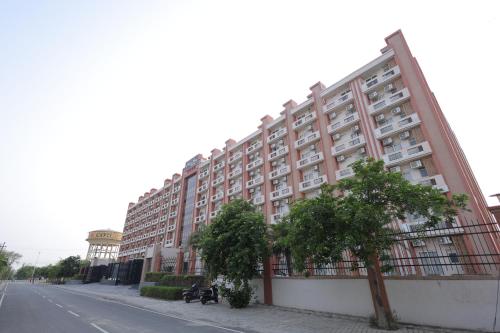 Hide Away Studios in Vrindavan, India