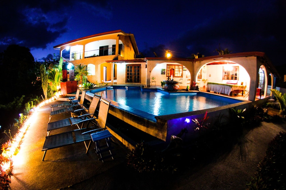 Toad Hall Hotel in Fortuna, Costa Rica