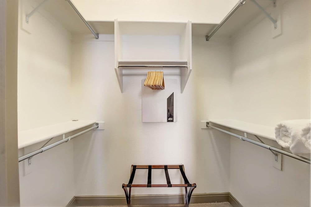 Two Modern Cozysuites At Town Lake — Tempe
