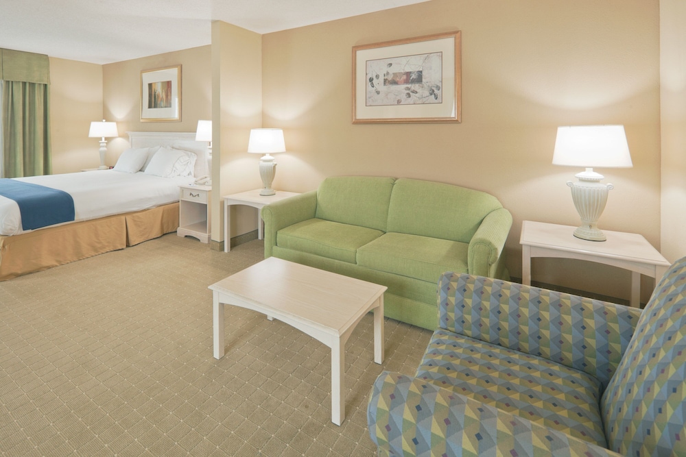 Holiday Inn Express and Suites Memphis Southwind - photo 7
