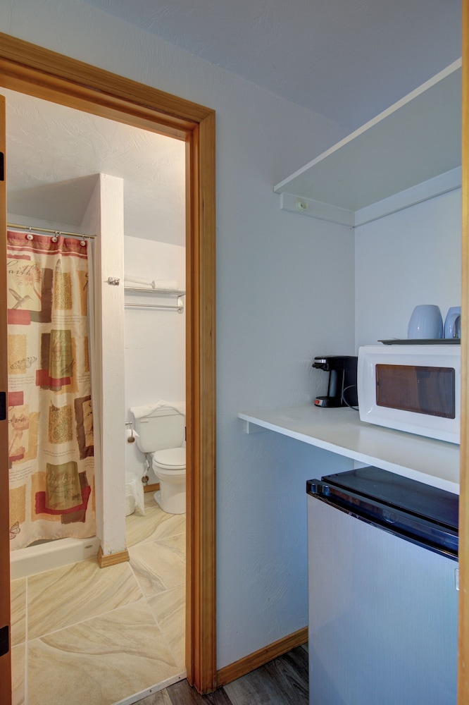 Westerly Motel - photo 13