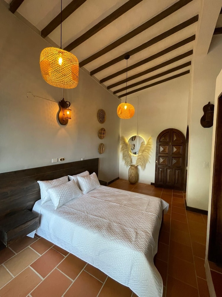 Hotel Ecoluxe in El Penol, Colombia
