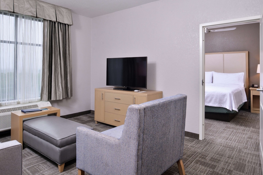 Homewood Suites by Hilton Des Moines Airport - photo 29