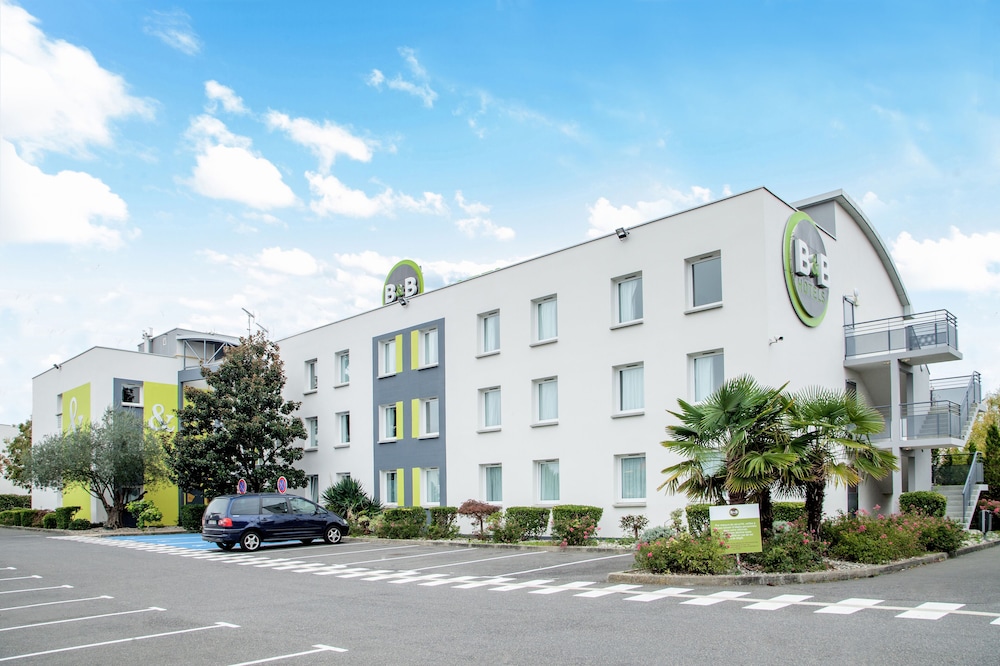B&B Hotel Evry Lisses 3 Etoiles pet-friendly hotel Lisses
