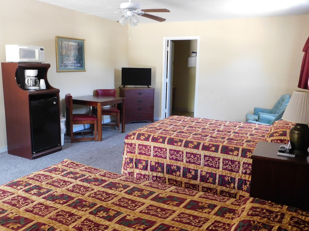 Little Shamrock Motel - photo 8