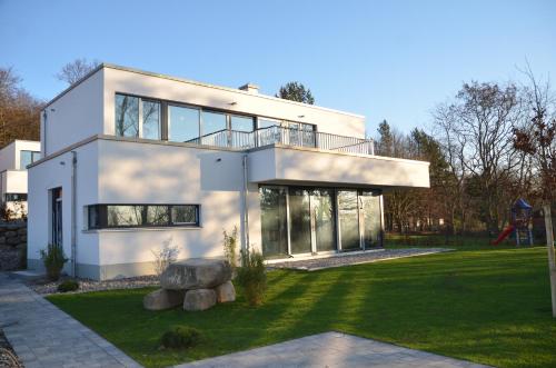 Haus Wetterhexe FeWo 01 — 4-Star Luxury Hotel in Ostseebad Sellin, Germany