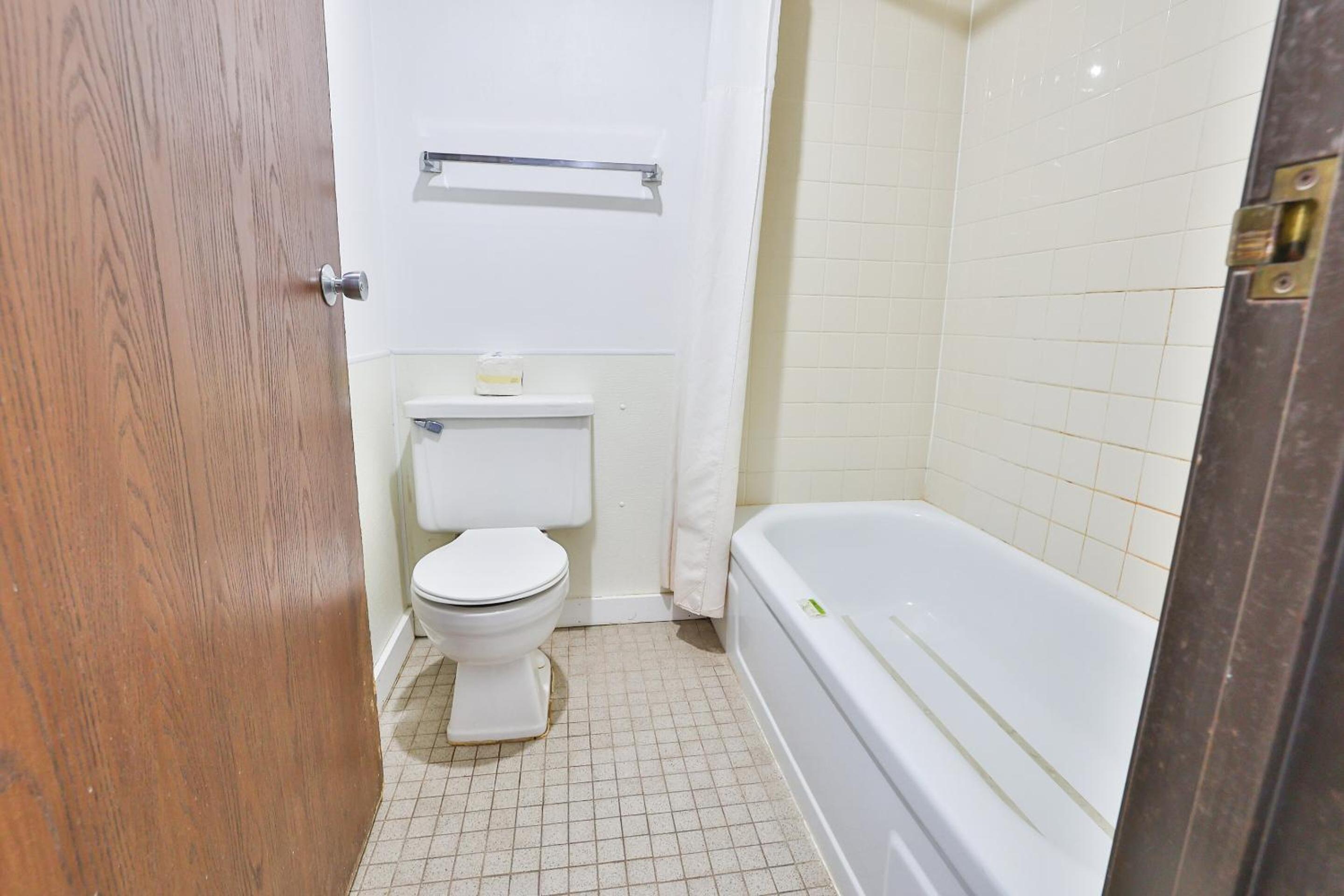 OYO Hotel Pipestone MN Canterbury Park - photo 48
