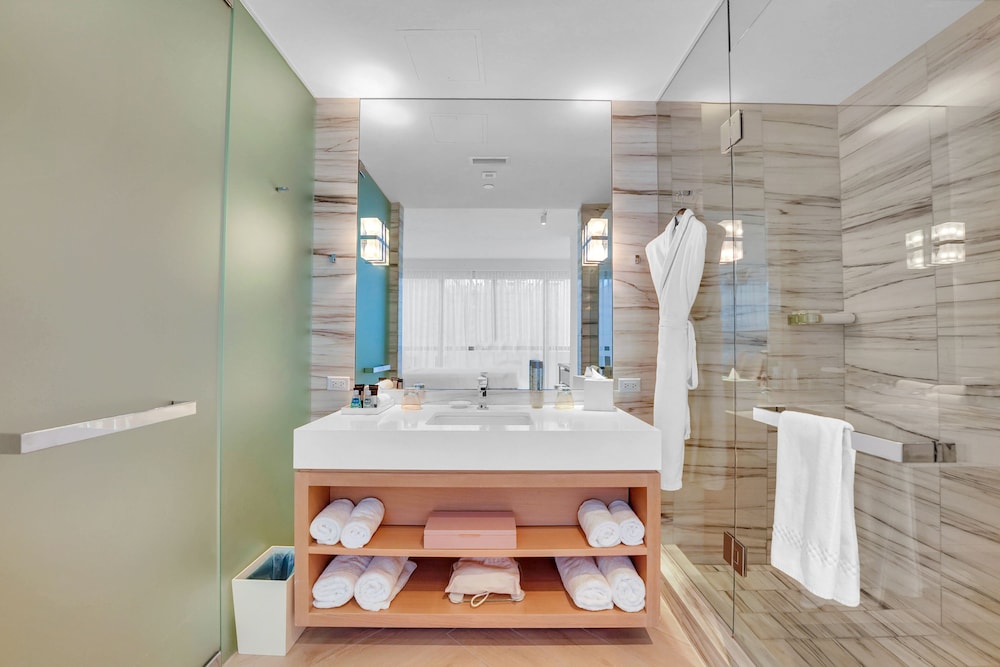 Private Residences at W SoBe by LRMB - photo 21
