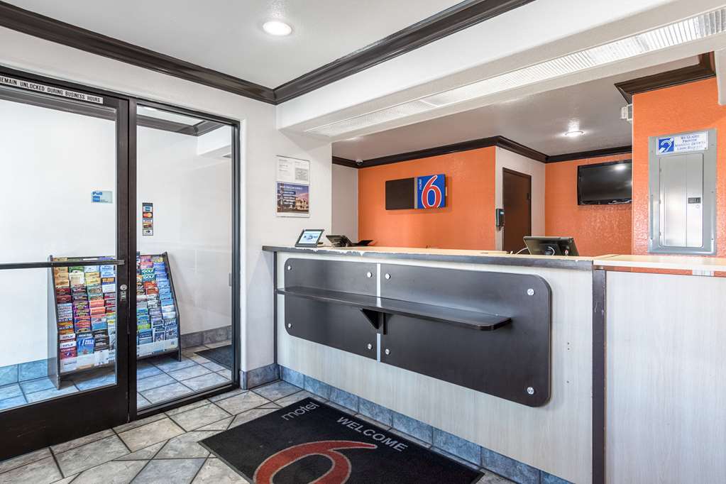 Motel6 Riverside CA UCR East - photo 27