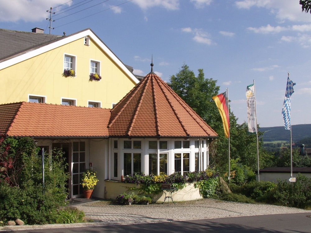 Wagners Hotel Schönblick — hotel in Fichtelberg