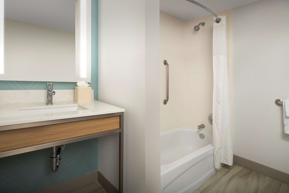 Hilton Garden Inn Dallas Duncanville - photo 21