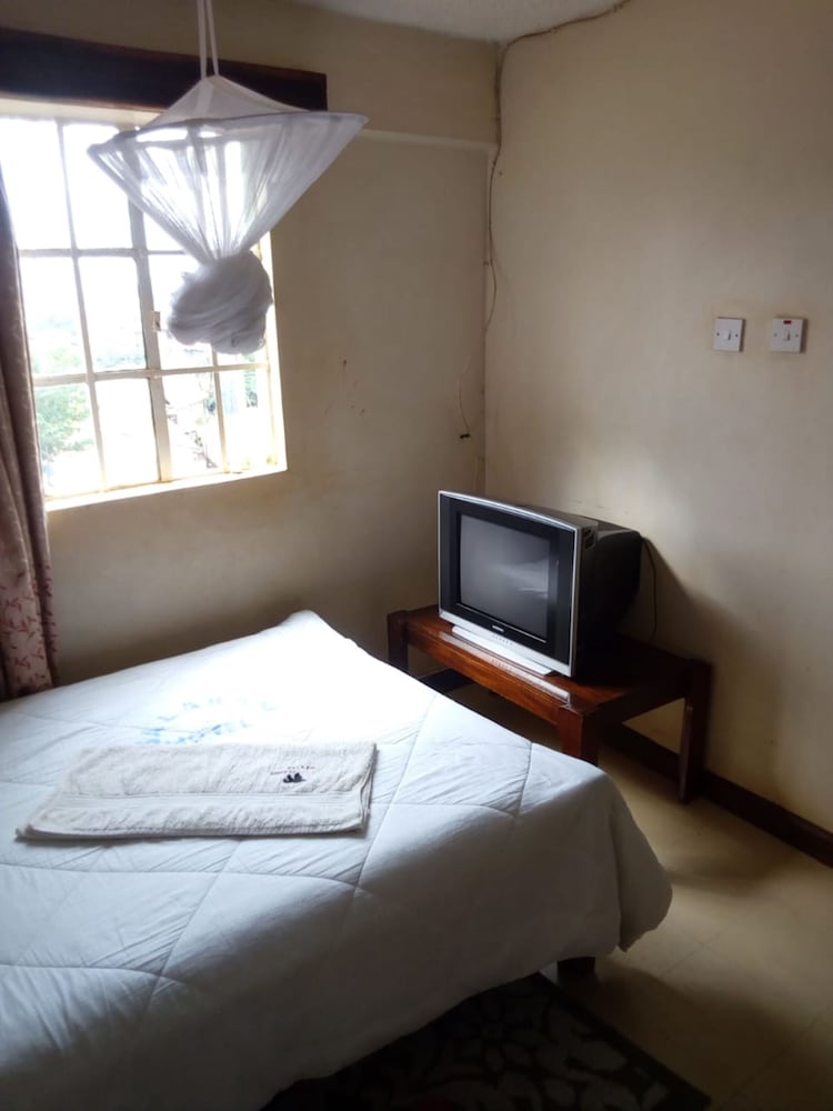 Salkan Hotel — Embu — photo 3