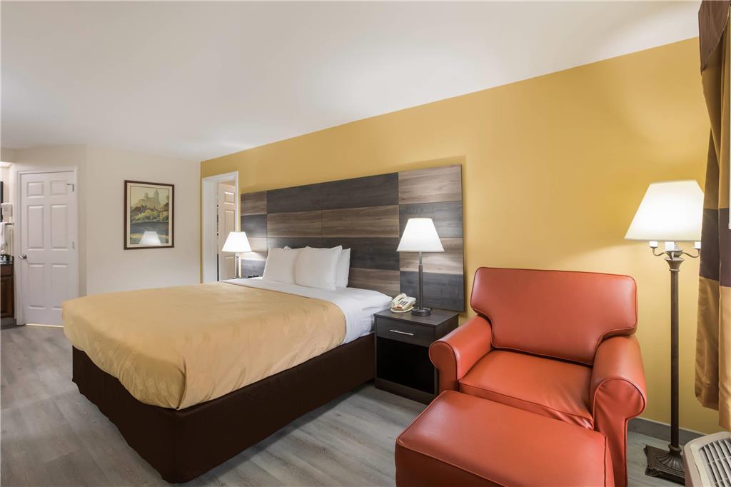 Quality Inn & Suites Greensboro near Lake Oconee - photo 27
