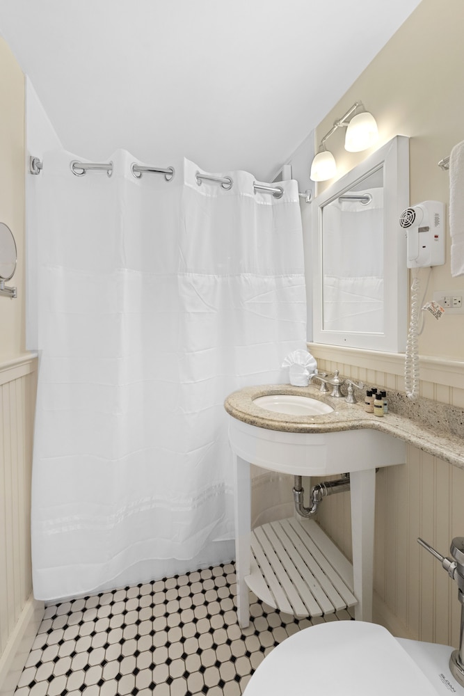 Hawthorne Hotel - photo 15