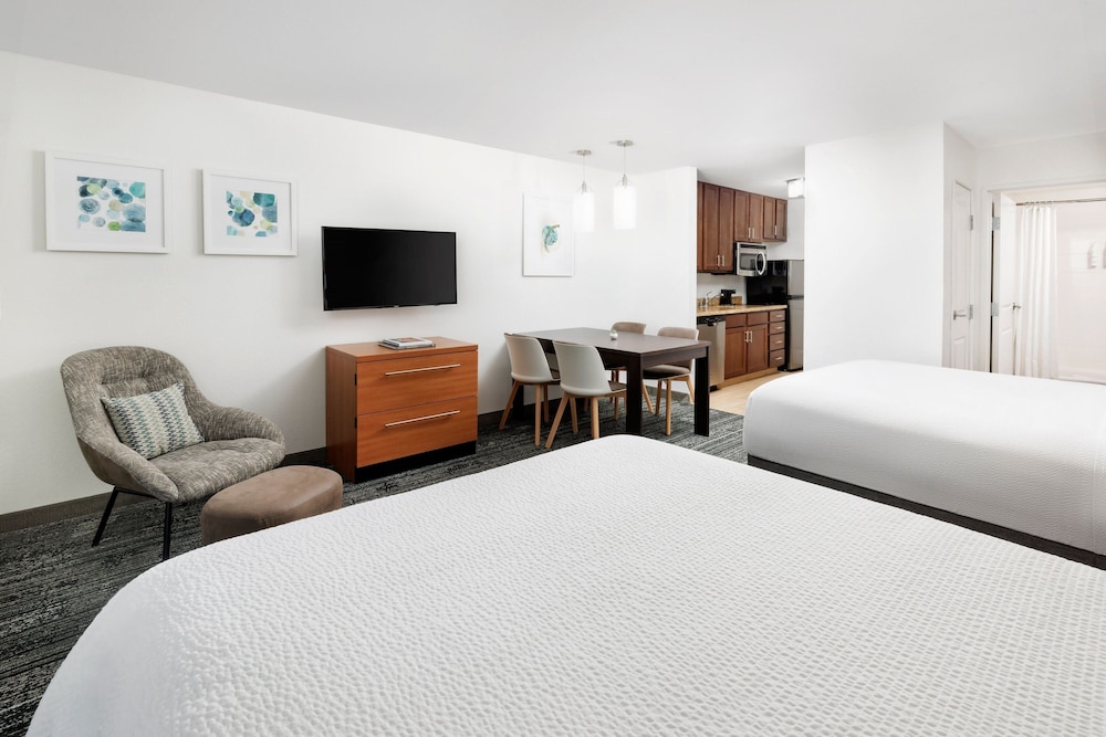 TownePlace Suites Roswell - photo 26