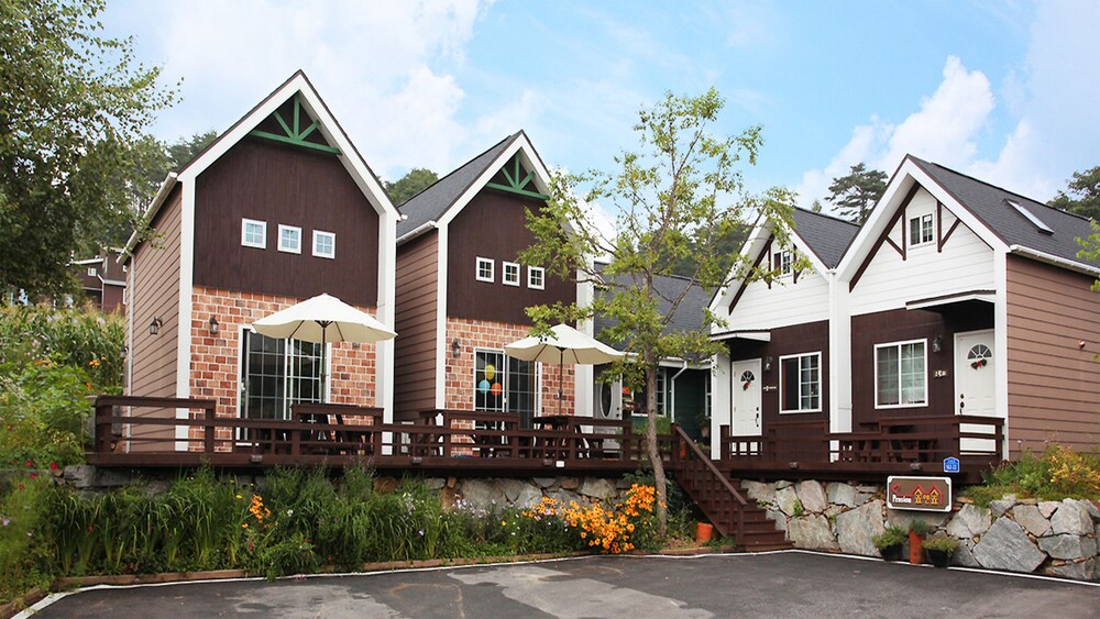 Soop and Soop Pension — 4-Star Luxury Hotel in Pyeongchang, South Korea