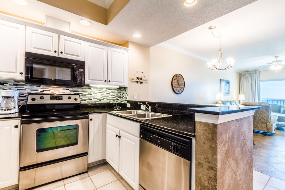 Crystal Shores by Luxury Gulf Rentals - photo 21