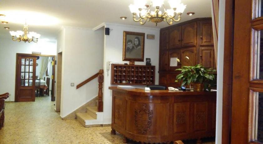 Quiet And Cozy Workation Place Near the Town Center with Cliffs And Ocean View — hotel in Santiago Del Teide