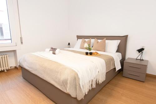 IHost Apartment Simonetta 7 — 4-Star Luxury Hotel in Milan, Italy