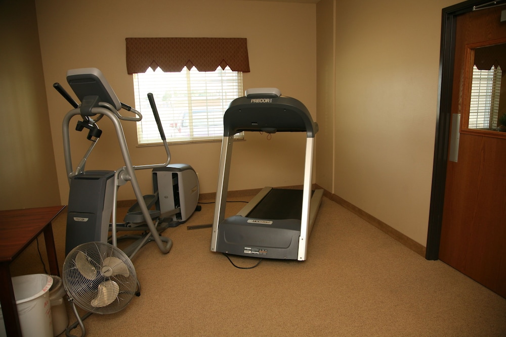 Corporate East Hotel - photo 24