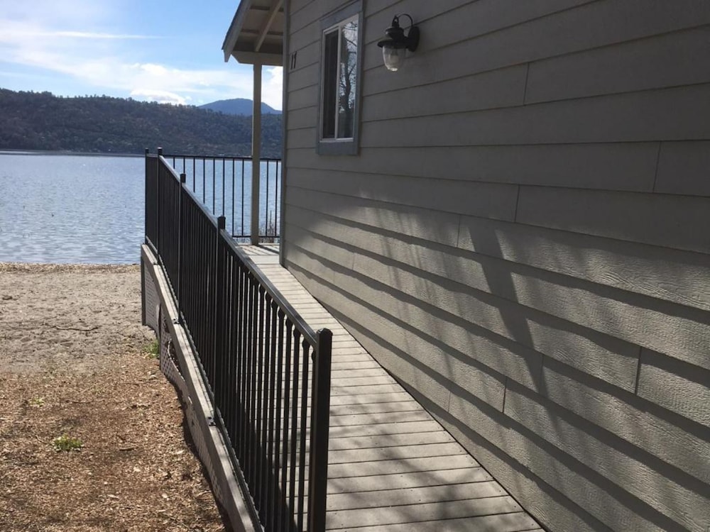 Clear Lake Cottages & Marina - photo 104