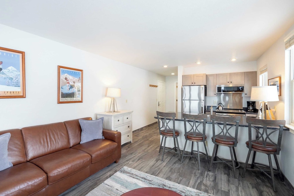 Etta Place One - photo 7