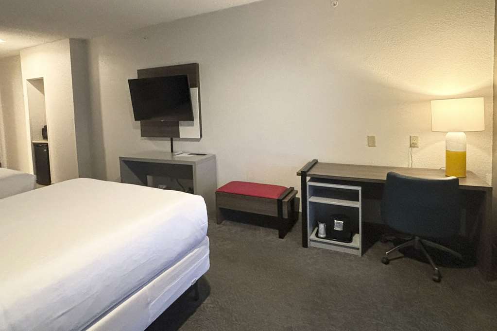 Comfort Inn & Suites Burnet - photo 15
