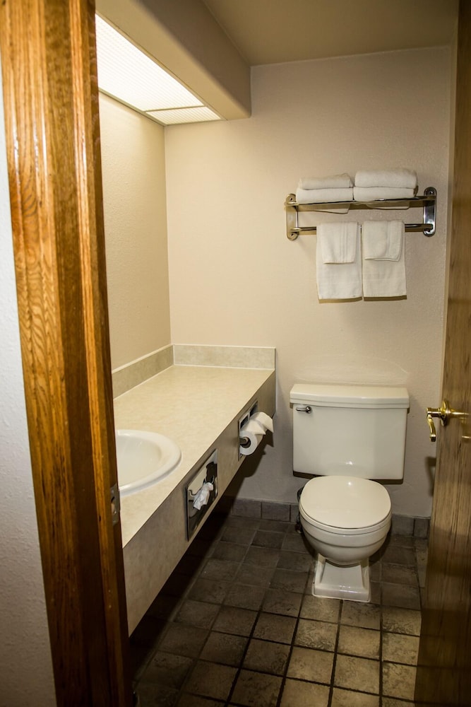 Baymont by Wyndham Fargo - photo 45