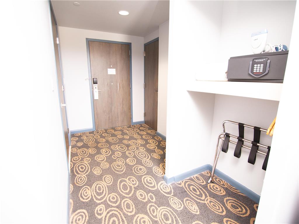 Regency Miami Airport by Sonesta - photo 21
