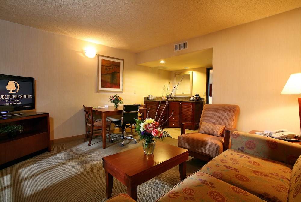 DoubleTree Suites by Hilton Tucson Airport - photo 21