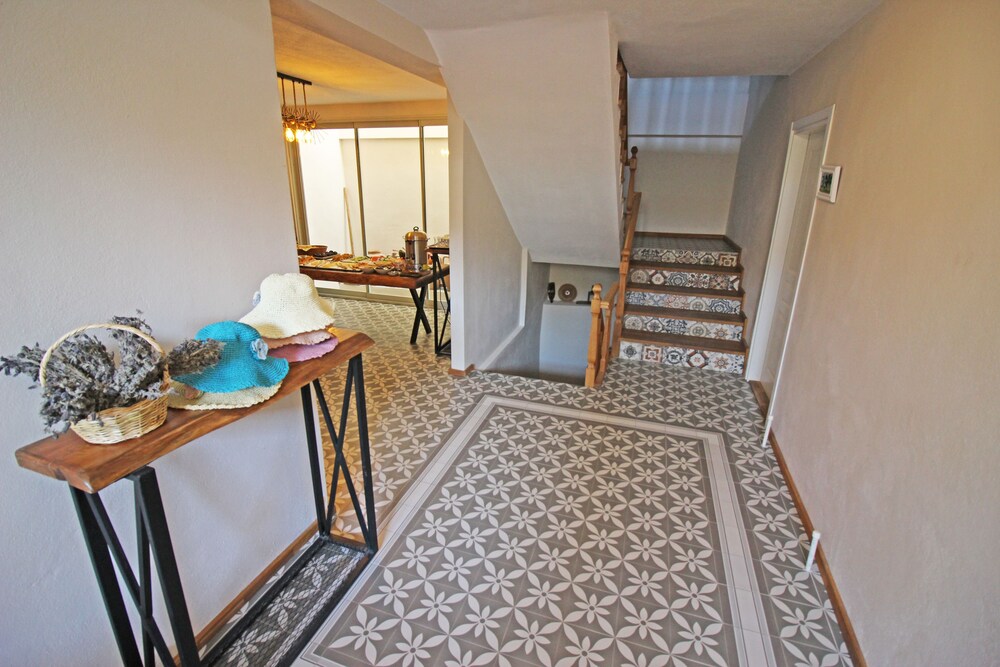 Tenedion Hotel — Bozcaada — photo 2