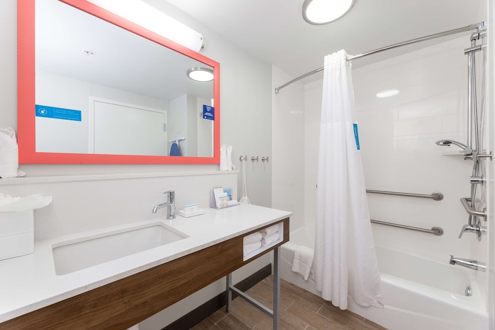 Hampton Inn Christiansburg Blacksburg - photo 24