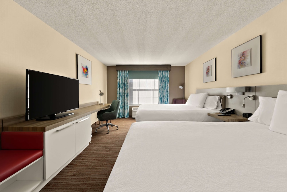 Hilton Garden Inn Williamsburg - photo 16
