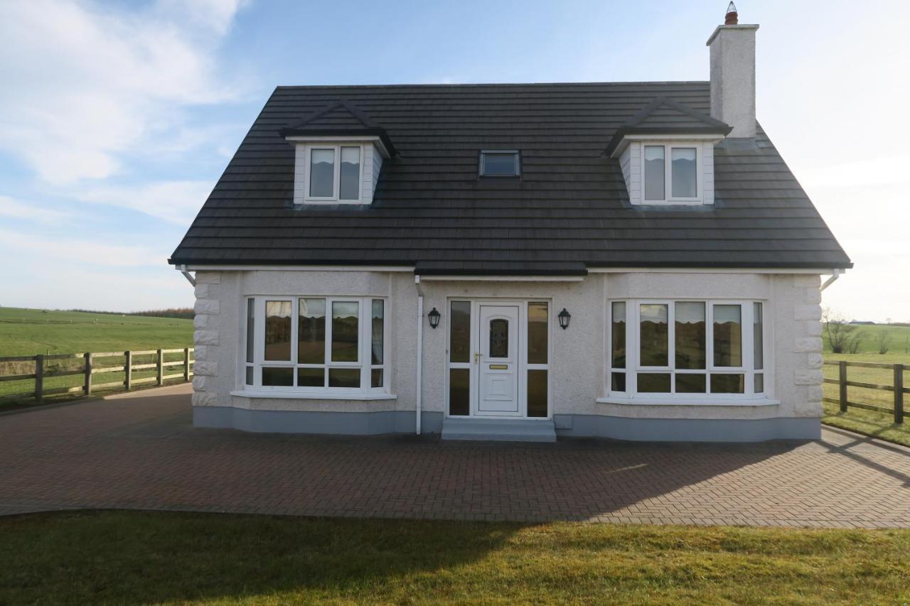 THISTLEDOWN Ballina Crossmolina County Mayo Sleeps 8 Sister property to Inglewood